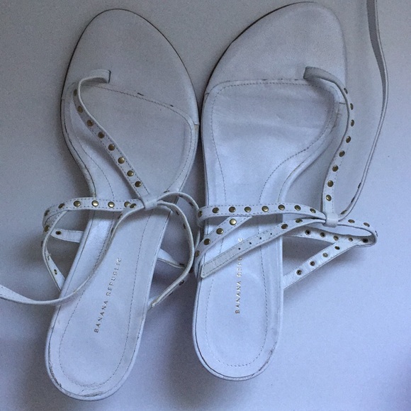 Shoe - Picture 3 of 5